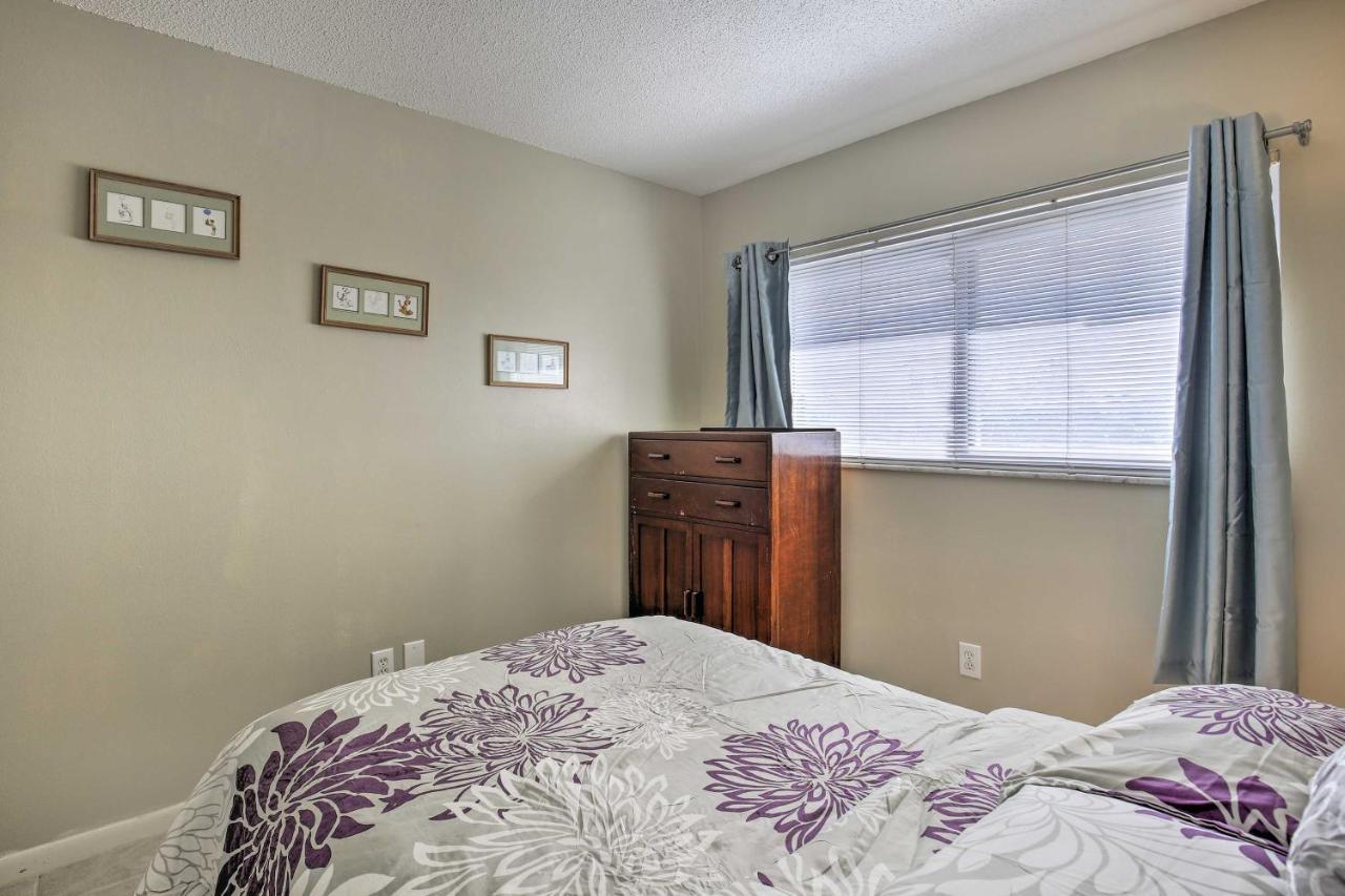 St Pete Condo With Heated Pool - Less Than 1 Mi To Beach! St. Pete Beach Eksteriør bilde